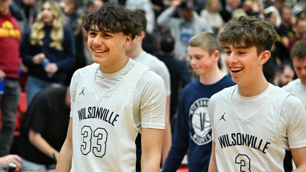 a Wilsonville Redmond 5A Oregon boys basketball quarterfinal 2024 Leon Neuschwander 65